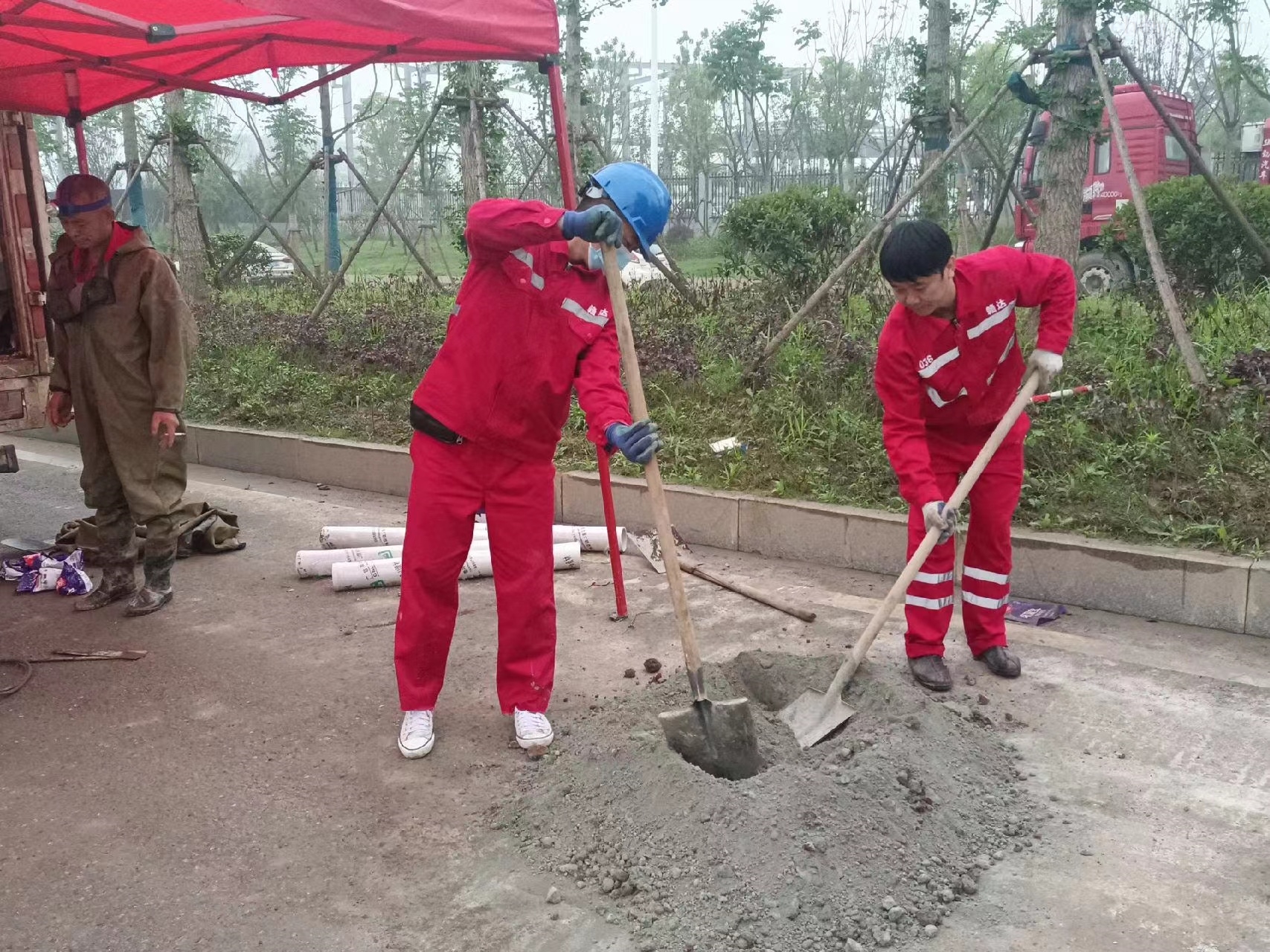 隆子管道疏通哪家好】及时进行市政管道清淤